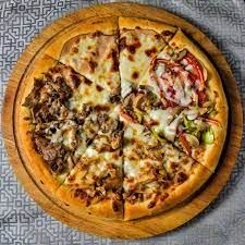 Four Season Pizza