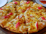 Crab pizza