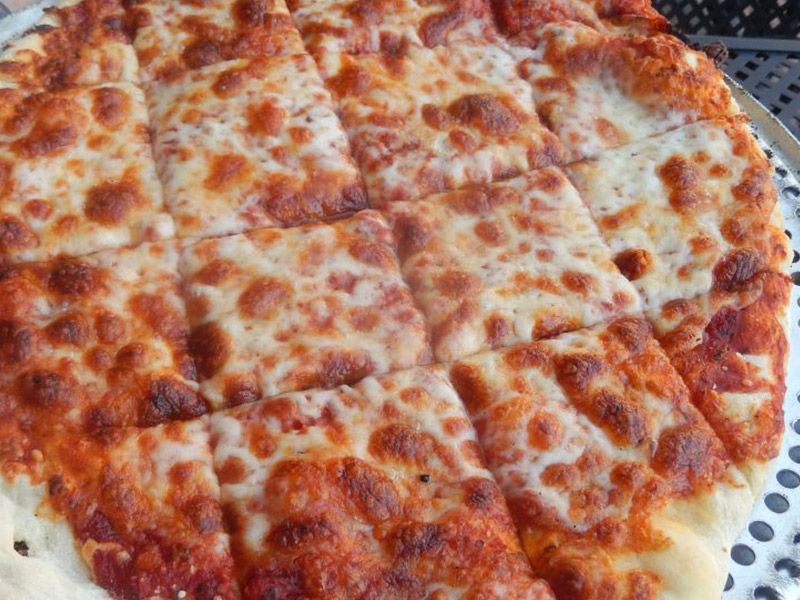 Capone Pizza