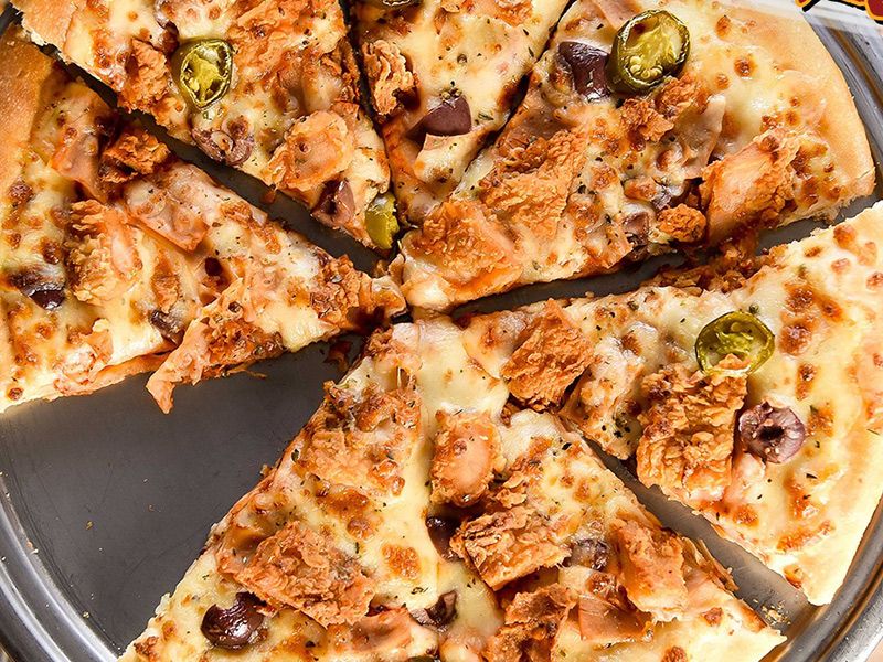 Crunchy Chicken Pizza