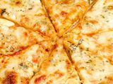 Quattro Formaggi Pizza