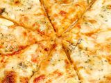 Quattro formaggi Italian Pizza