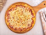 Quattro Formaggi Pizza