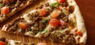 Spicy Meat Pizza