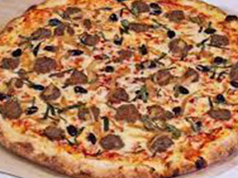 Oriental Minced Meat Pizza