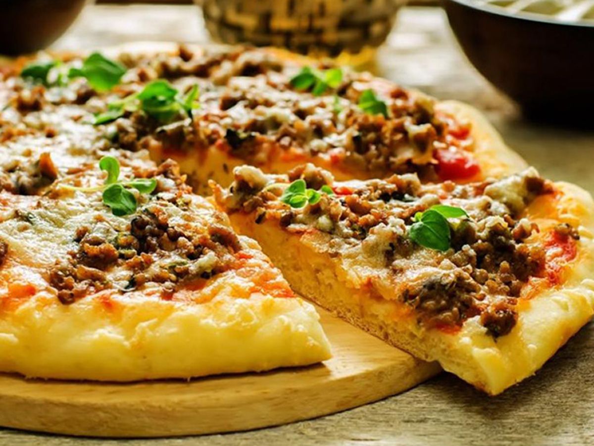 Minced Meat Pizza