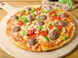 Minced meat pizza