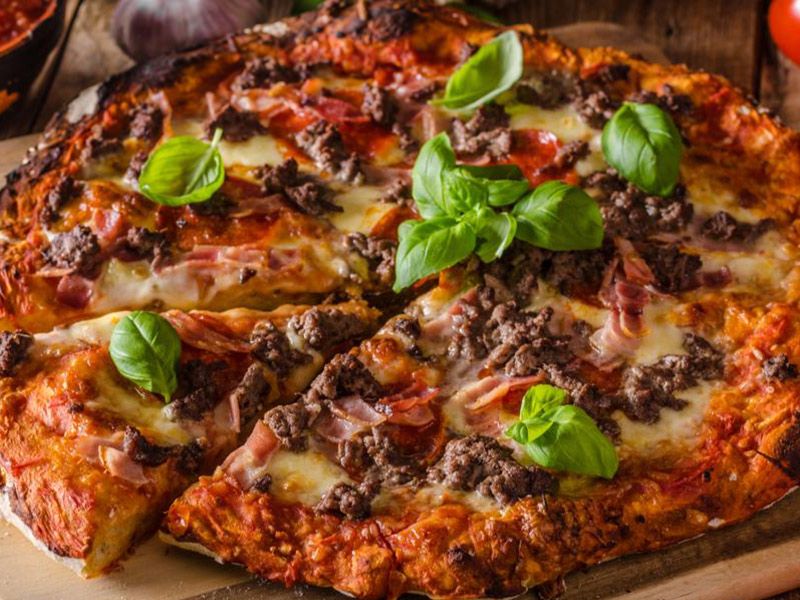 Minced Meat Pizza