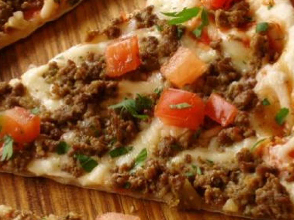 Medium Minced Meat Pizza
