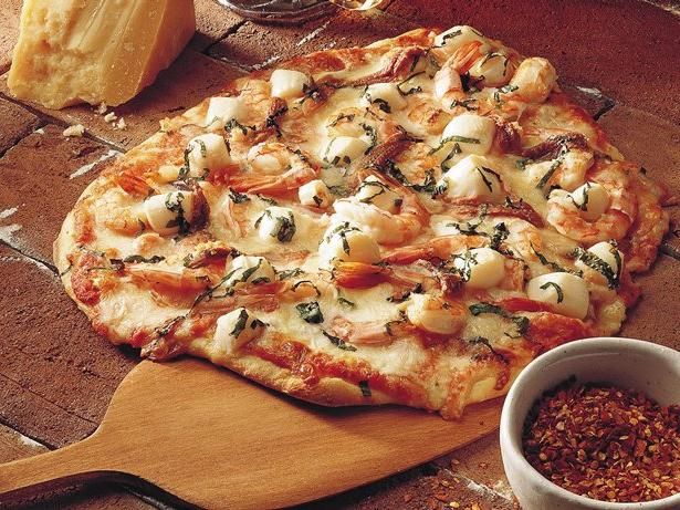 Seafood Pizza