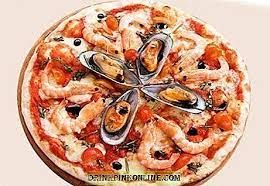 Seafood Pizza