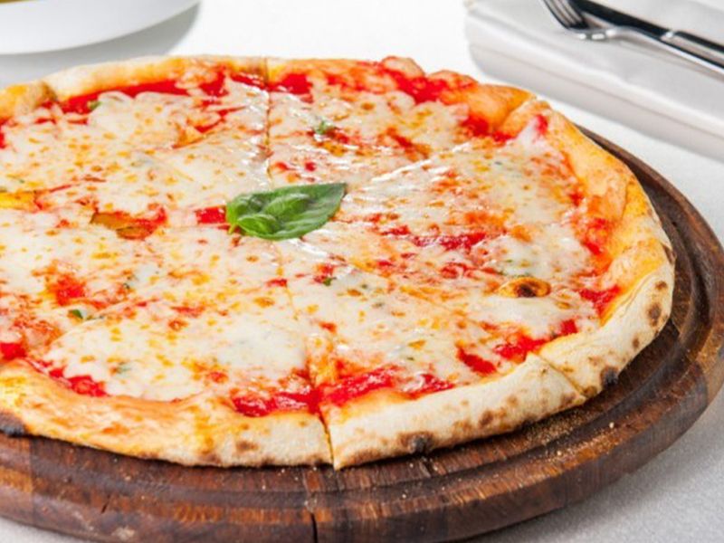 Margherita pizza