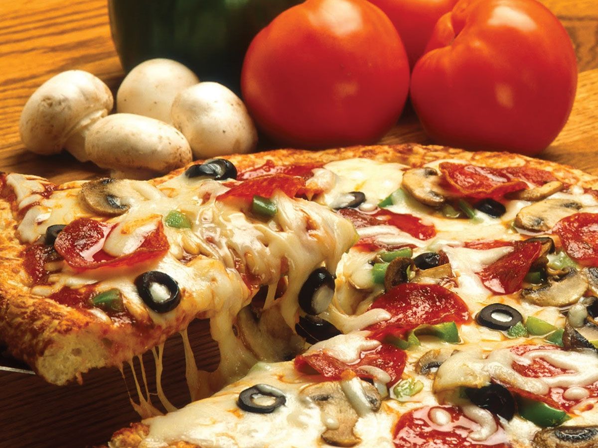 MARGARITA pizza