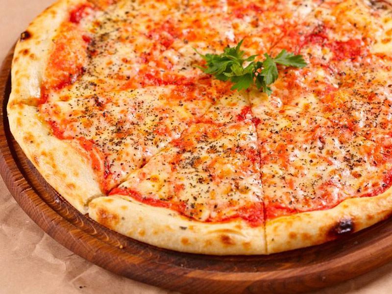 Margherita With Vegetables Pizza