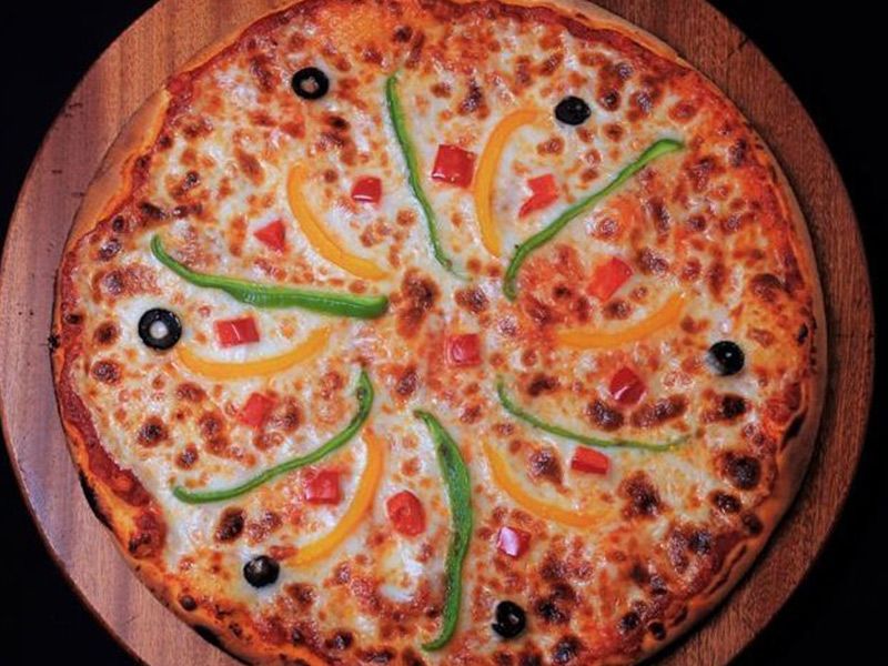 Margherita With Vegetables Pizza
