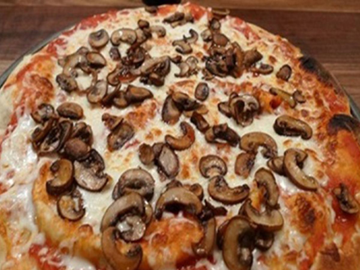 Mushroom Pizza