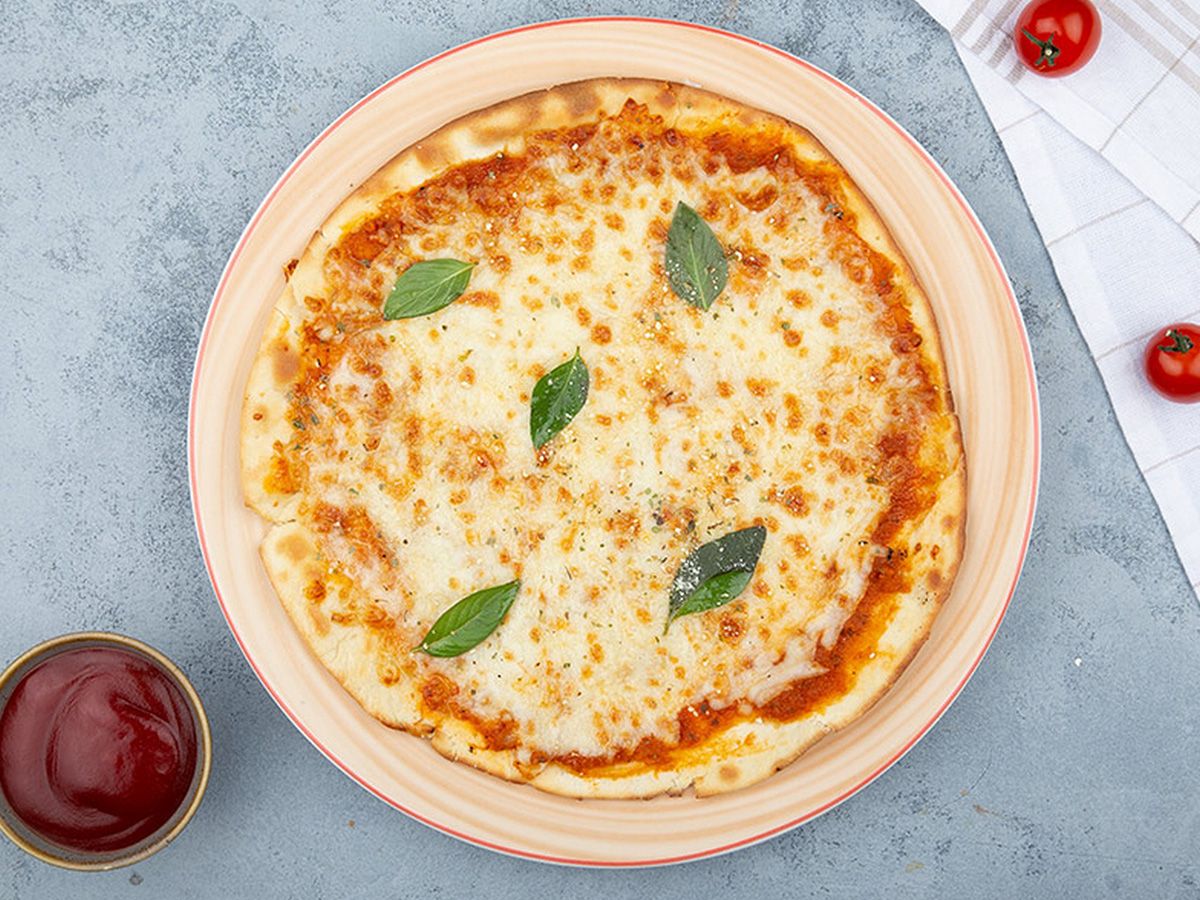 Mix cheese pizza