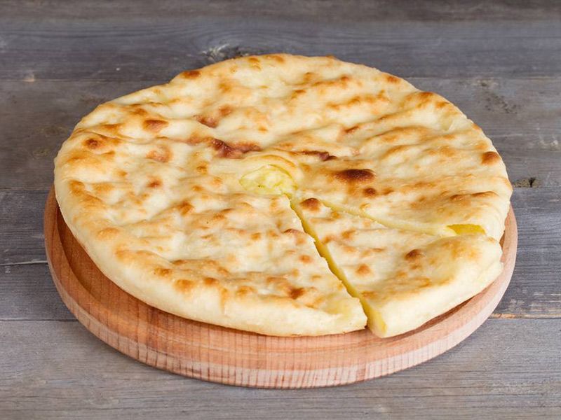 Mix Cheese Oriental Pizza