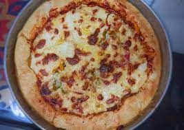 Mix Cheese With Pastrami Pizza