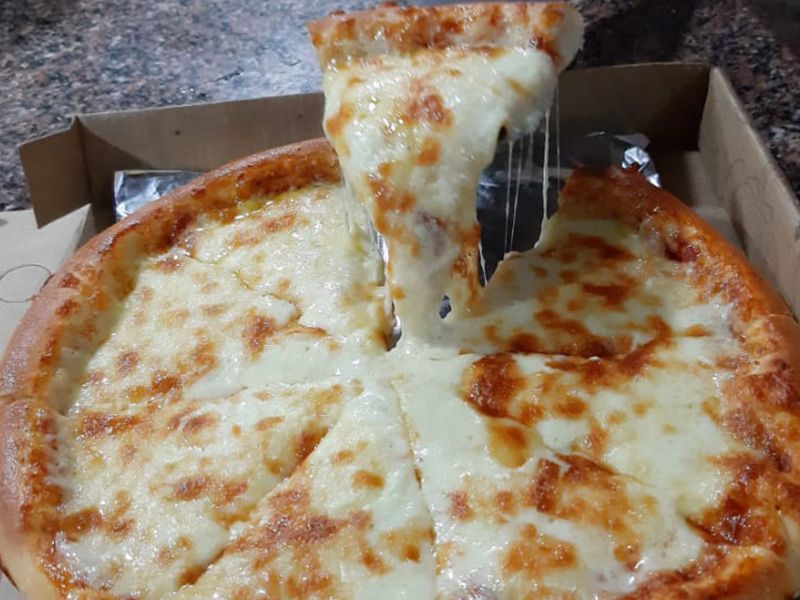 Mixed Cheese Pizza