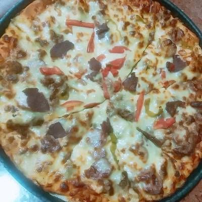 mix meat pizza