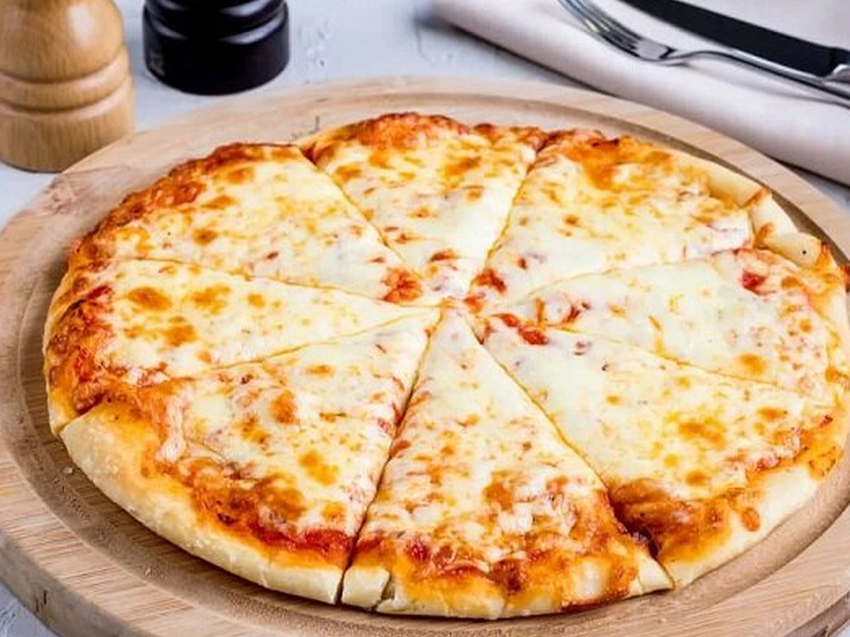 Mix cheese Pizza