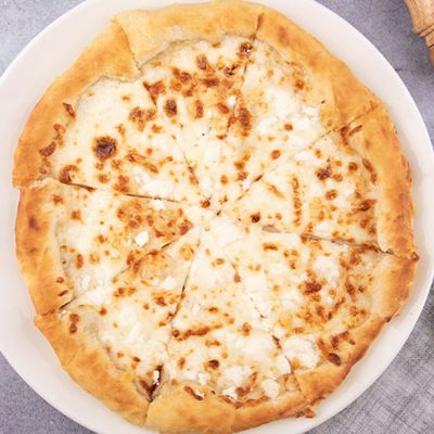 Mix Cheese Oriental Pizza