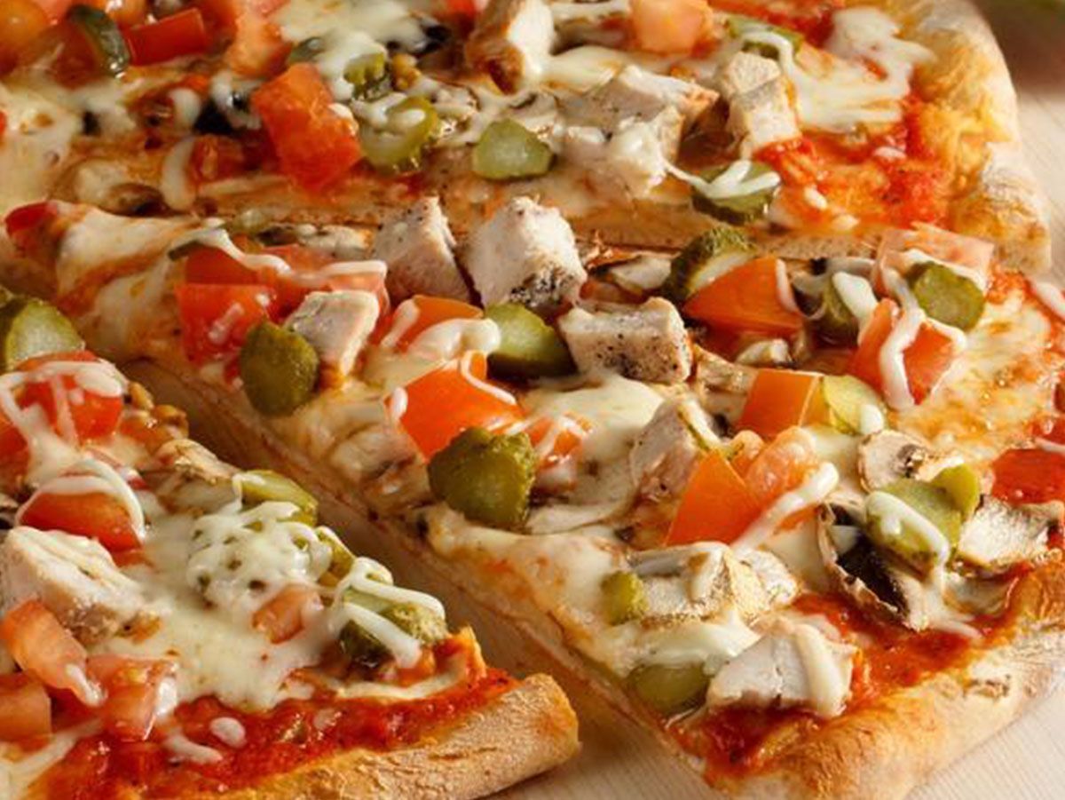 Mix Chicken pizza