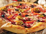 Mix meat pizza