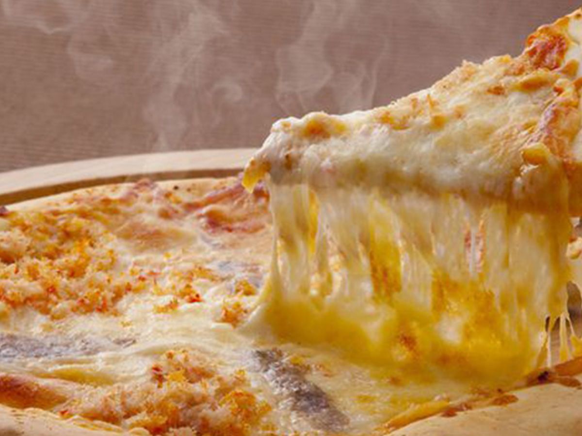 Mix cheese pizza