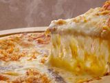 Quattro Formaggi Pizza