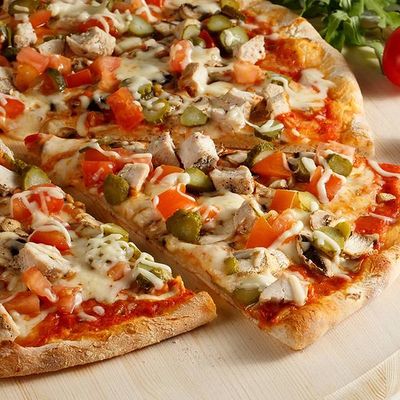 Chicken Mix Pizza