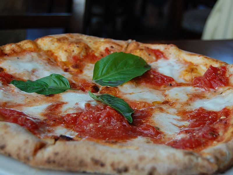 Napoli Margherita Pizza