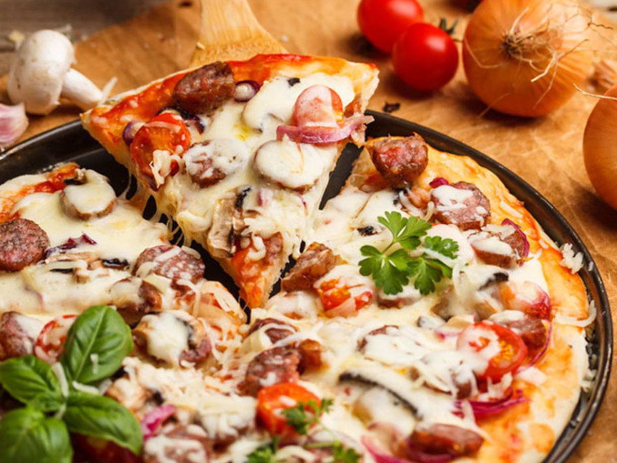 hot dog pizza