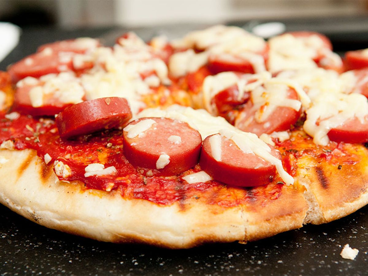 Hot dog pizza