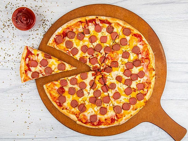 Hot Dog Pizza