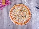 Seafood Pizza