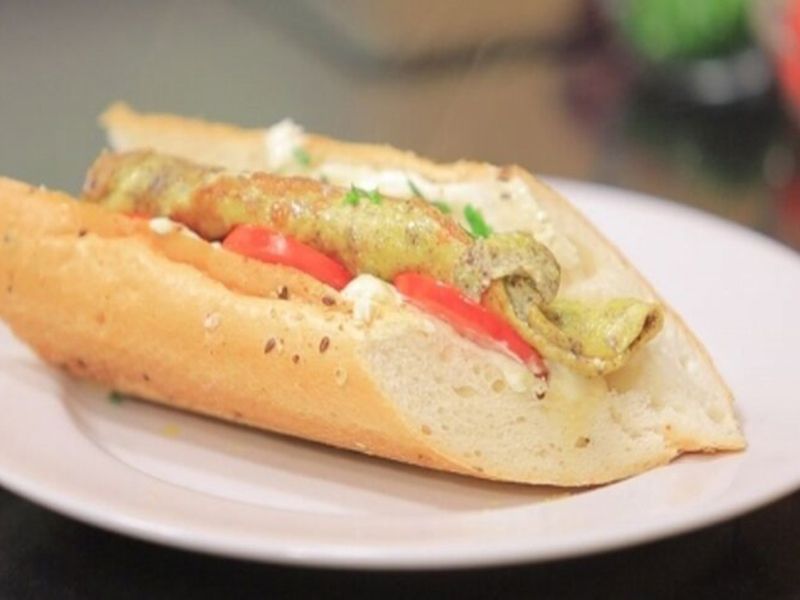 Omelette Sandwich