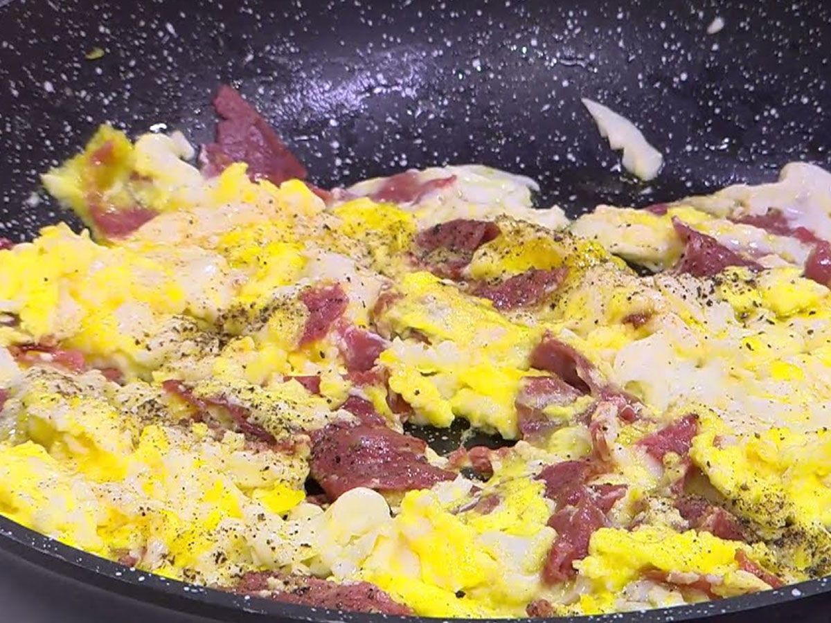 Eggs With Pastrami