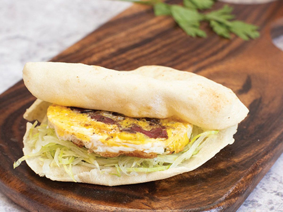 Eggs with Pastrami Sandwich
