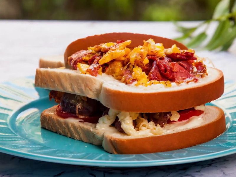 Eggs With Pastrami Sandwich