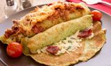 Roll Egg With Pastrami