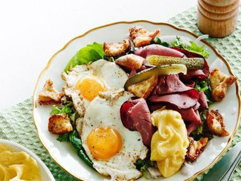 Eggs With Pastrami