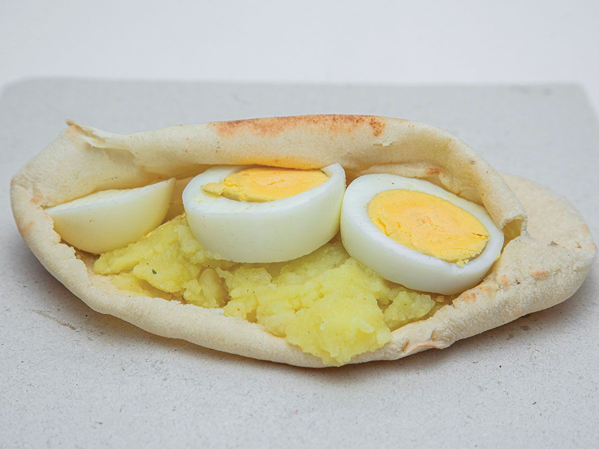 boiled eggs, puree potatoes