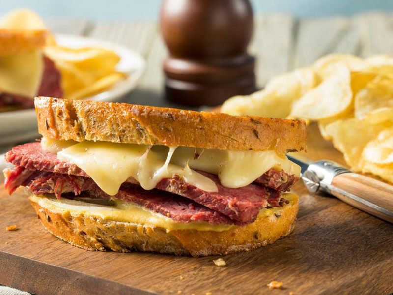 Beef With Roumi Cheese Sandwich