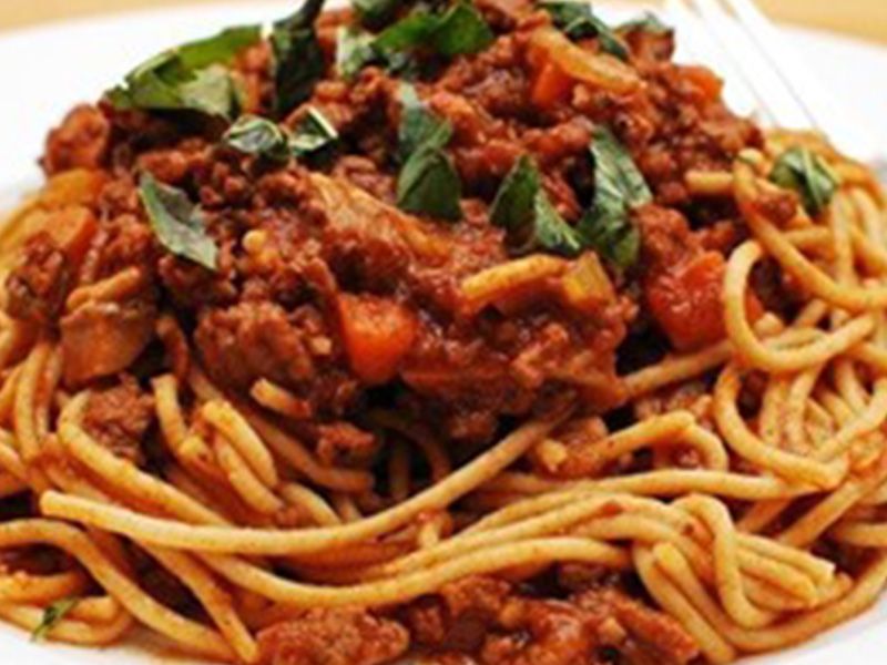 Beef Red Sauce Pasta