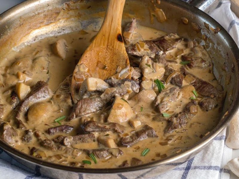 Meat Stroganoff Platter
