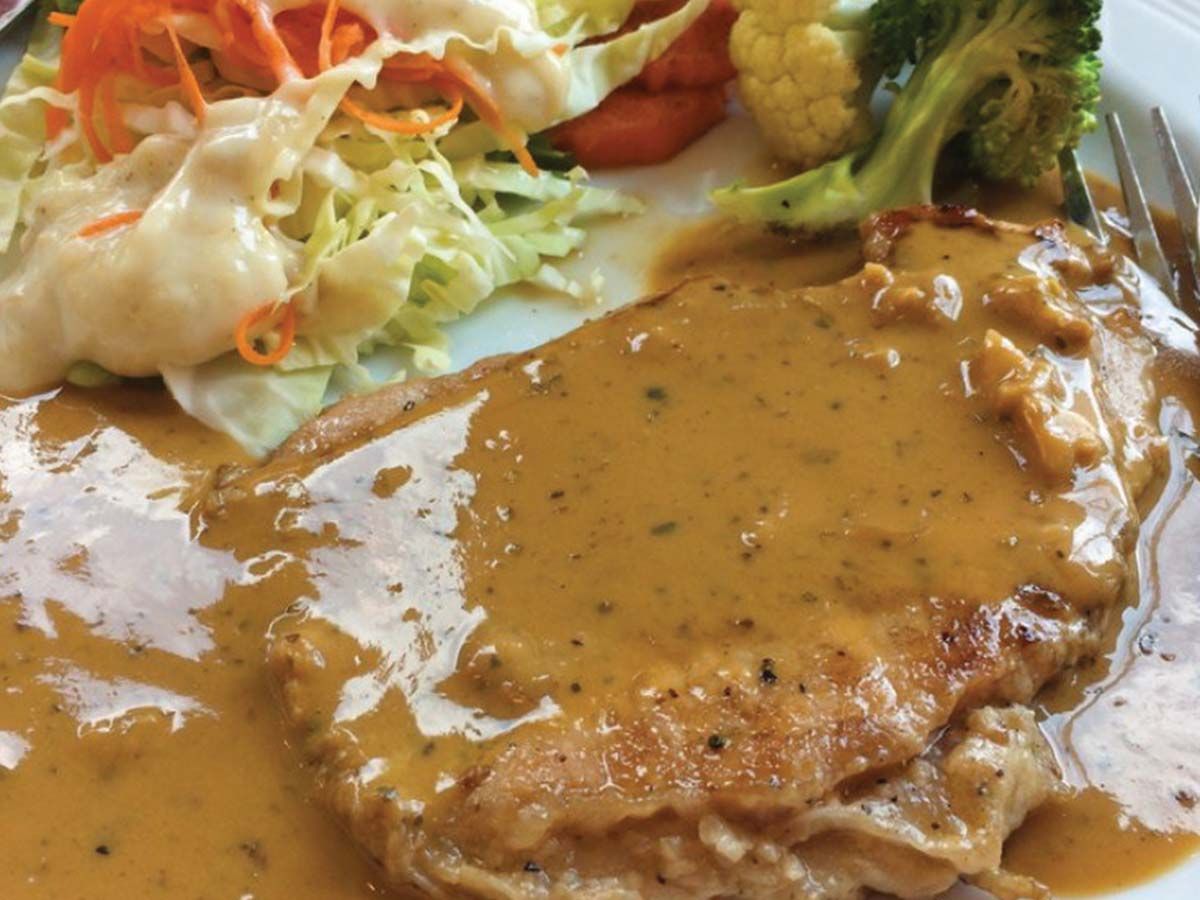 Piccata Chicken With Brown Sauce Plate