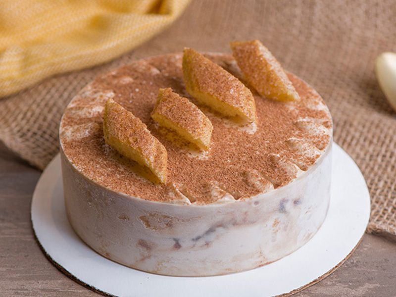 Tiramisu Cake