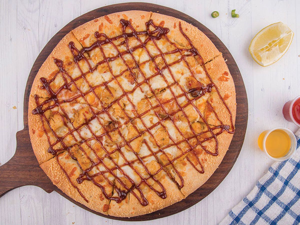 BBQ chicken pizza